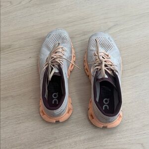 On Running Women's Shoes - Light Gray and Peach